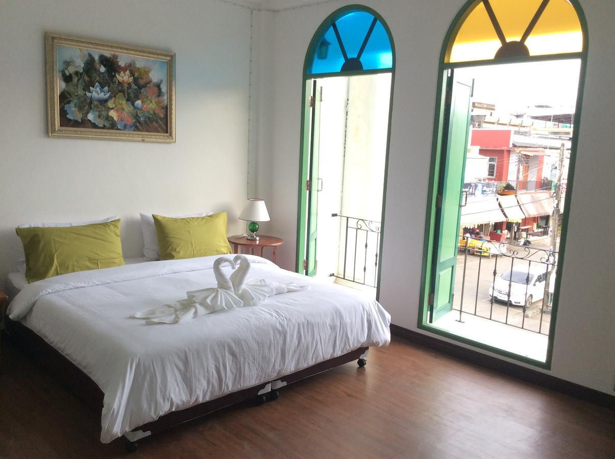 Siri Krabi Hostel Exterior photo